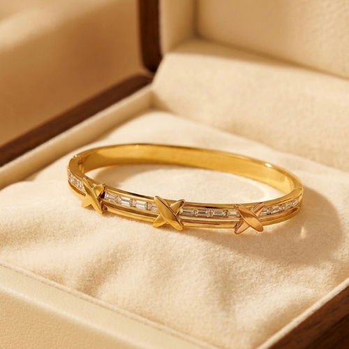 Luxe Cross Crystal Kada