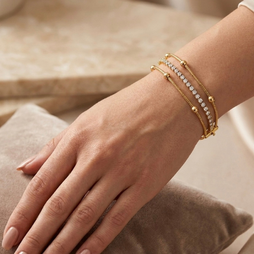 Clover Pearl Charm Bracelet