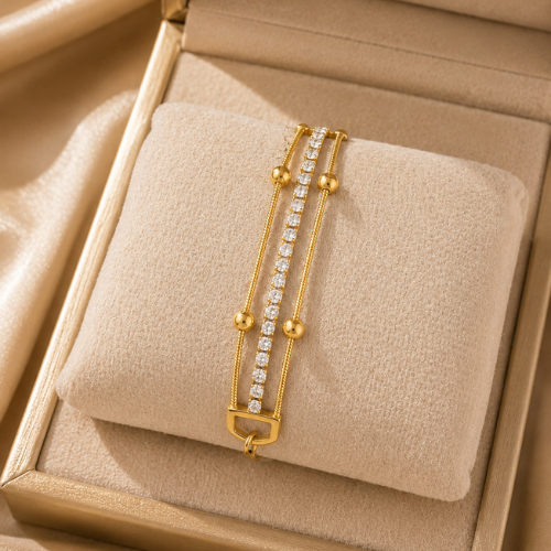 Clover Pearl Charm Bracelet